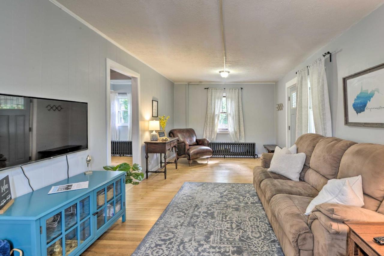 Enchanting Family House With Balcony Less Than 3 Mi To Wvu! Morgantown Zewnętrze zdjęcie