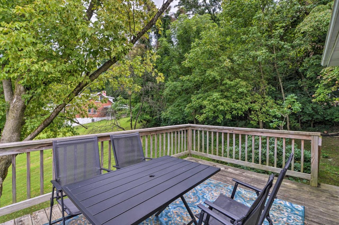 Enchanting Family House With Balcony Less Than 3 Mi To Wvu! Morgantown Zewnętrze zdjęcie